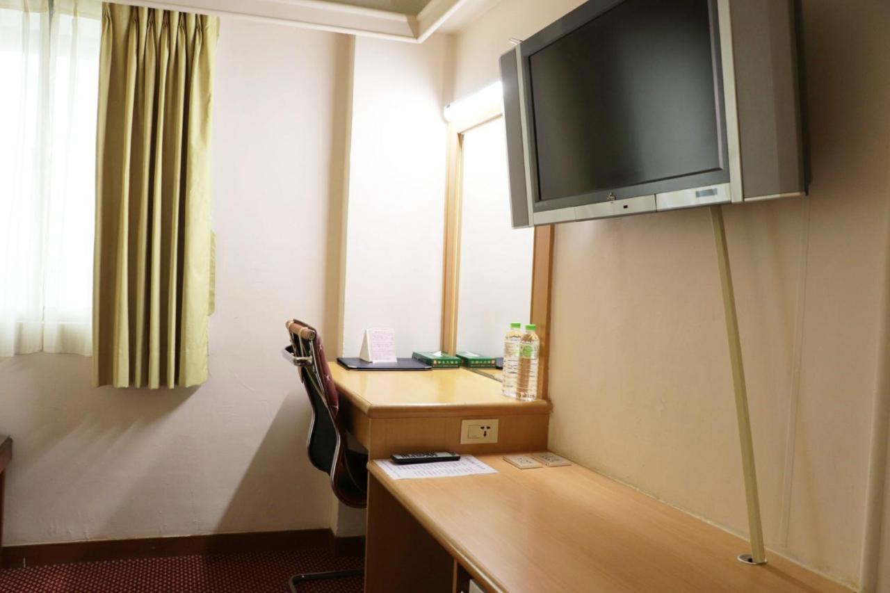 Oriental Hotel Tainan Exterior photo