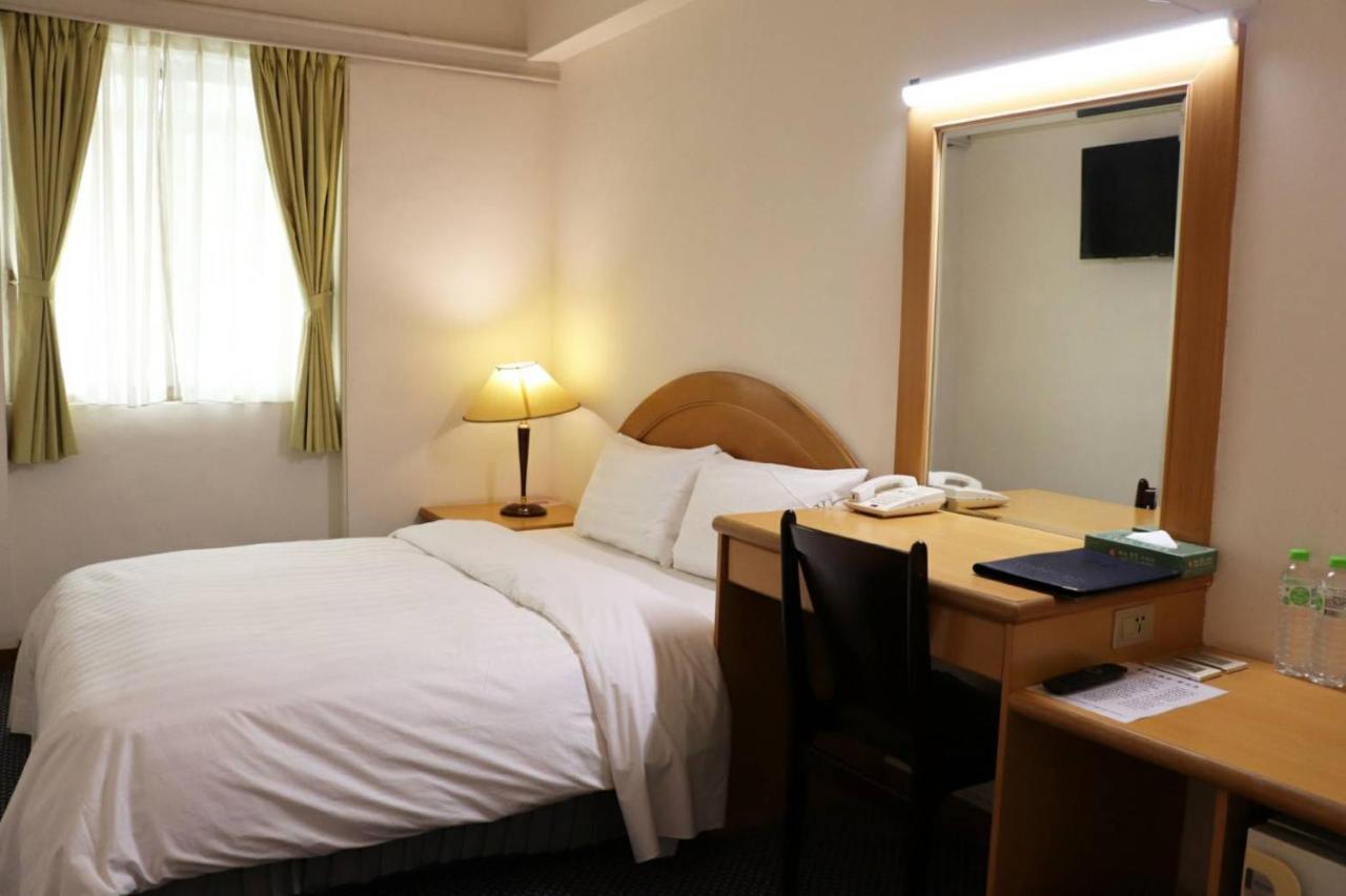 Oriental Hotel Tainan Exterior photo